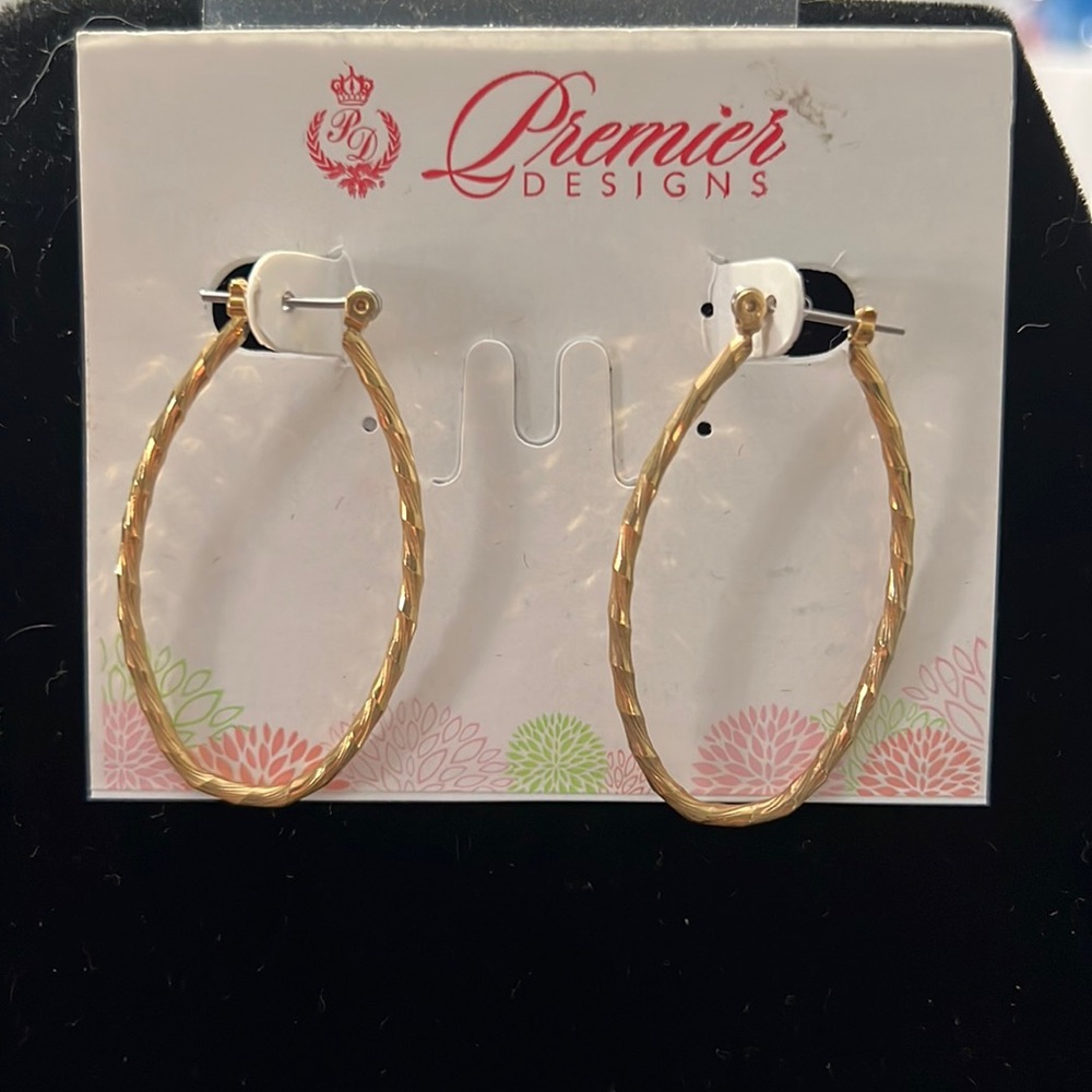 Premier Designs Hot Cakes Earrings
